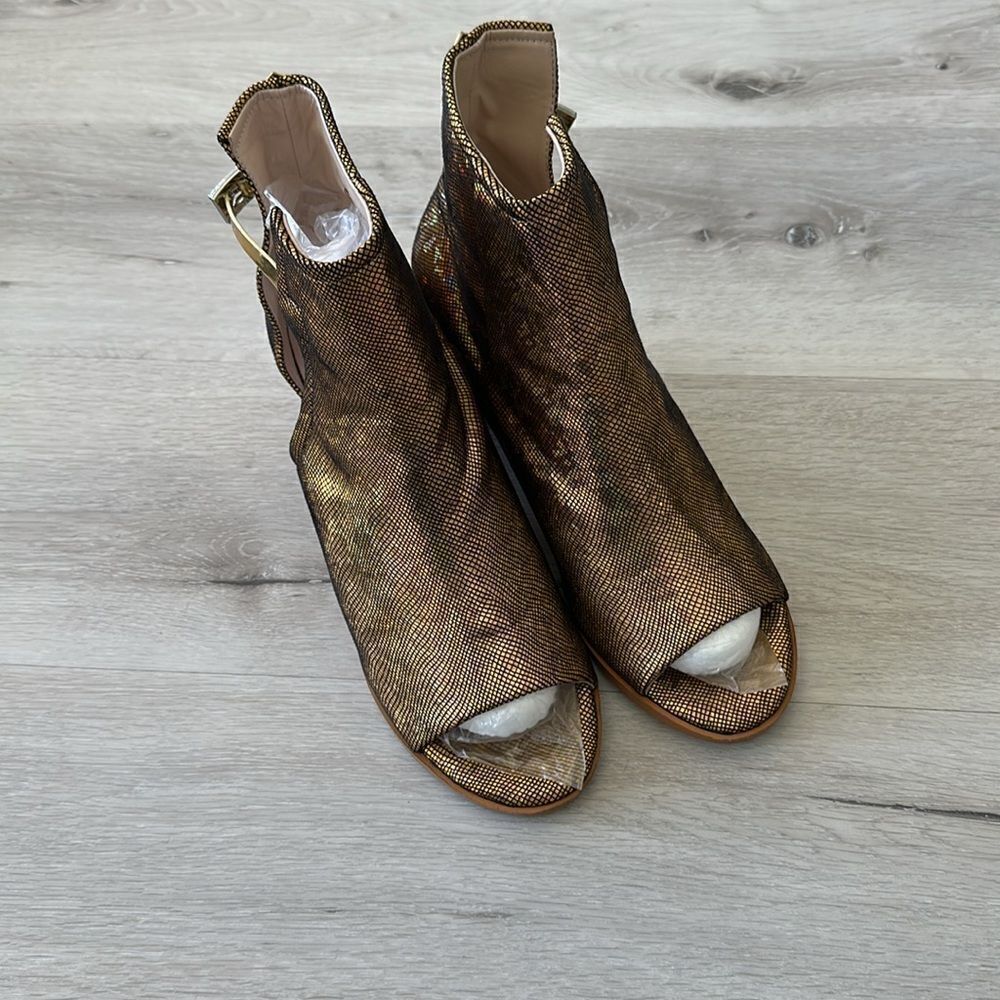 RJS Peep Open Toe Sandals Boot Cut Out Ankle Bootie Gold Sequins 10.5 EUC - Picture 7 of 10